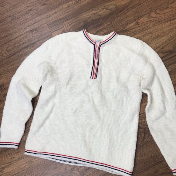 Women’s Sweater - Picture 6 of 6